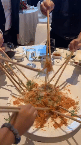 在新加坡没捞过鱼生,你都不算过过春节!