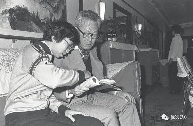 李光耀当“红娘”,为大龄剩女操碎了心