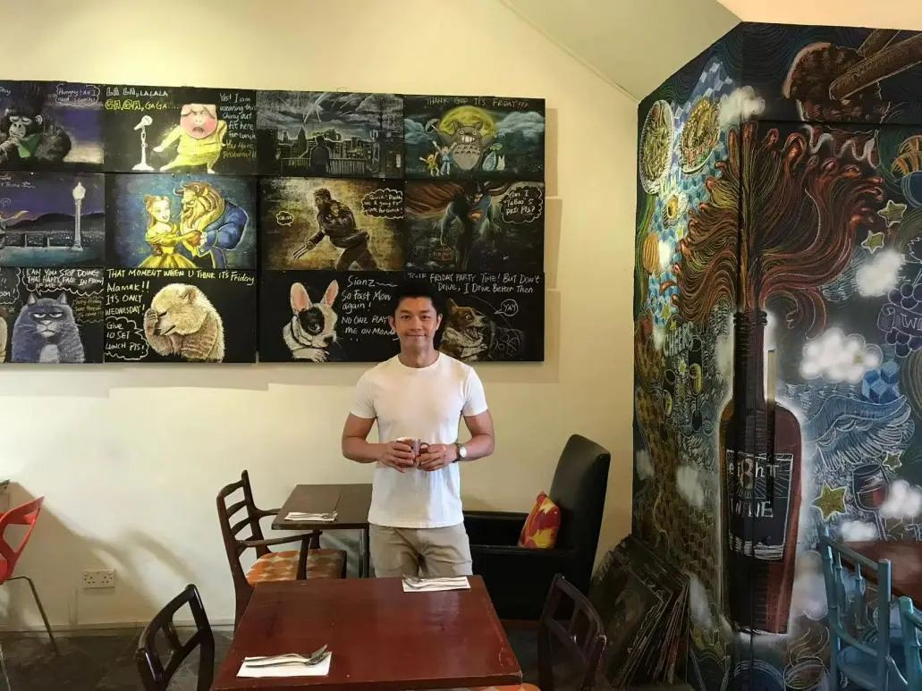 新加坡创业难吗？12年餐馆被迫关闭换店，47岁老板：从未放弃餐饮梦想