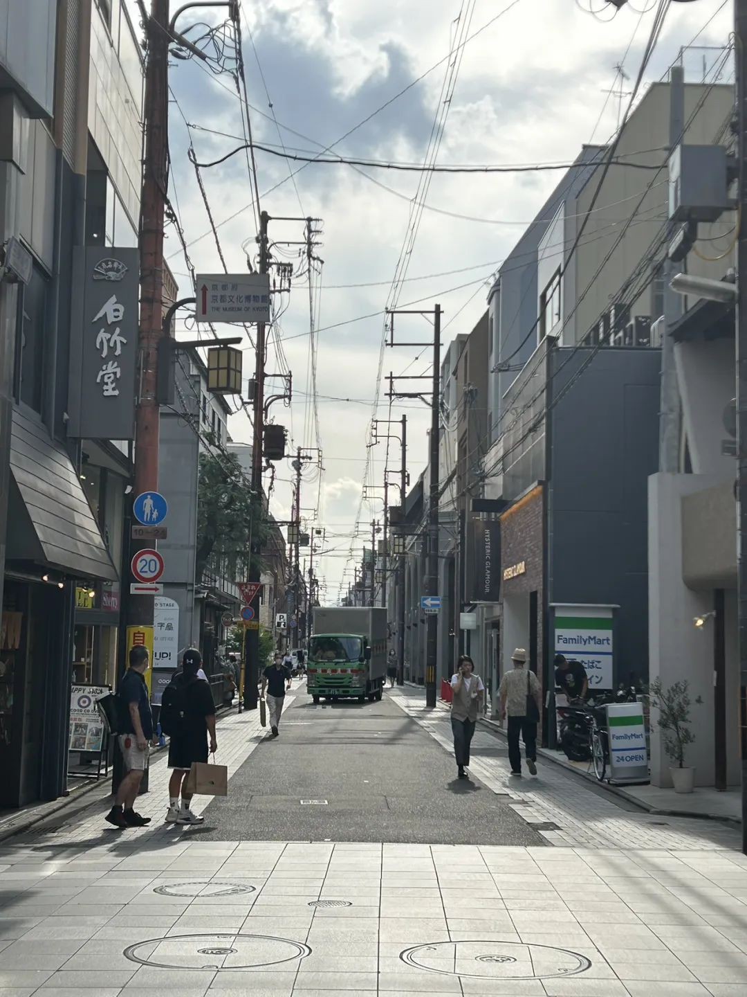 养老哪里好?新加坡VS日本全方位对比
