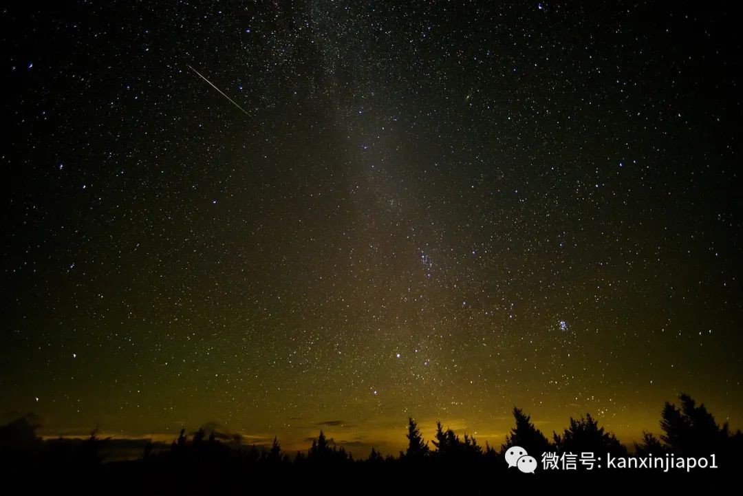 美翻天!新加坡将出现流星雨,月底超级月亮高挂星空!