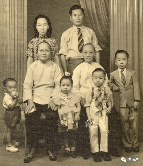 在新加坡，总统的独立性很重要；三位总统候选人，到底谁独立？