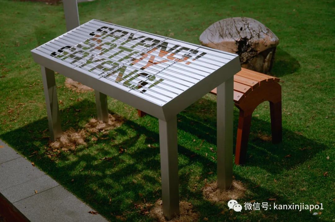 室外艺术展览,这些凳子不只是用来坐的!
