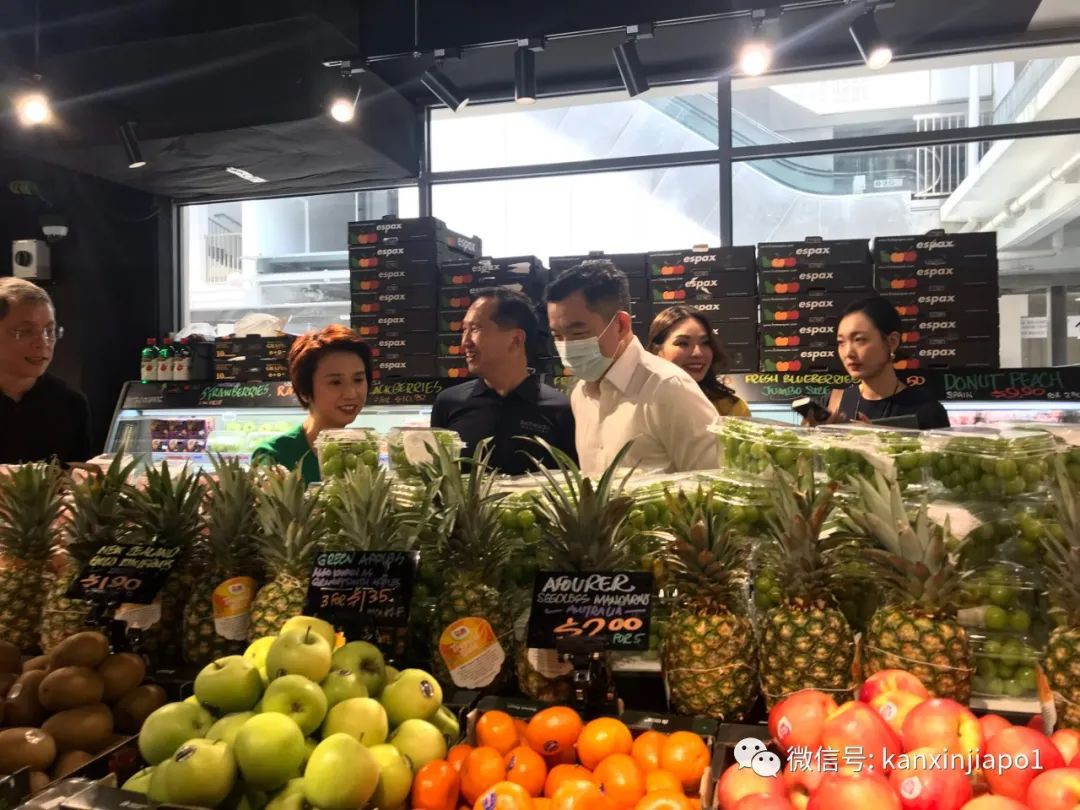 67年历史的巴刹华丽变身,新加坡女王镇新市场开业!