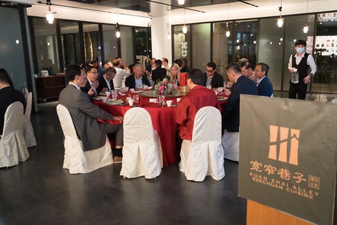 中新两国美食交流,在新加坡品尝经典川菜
