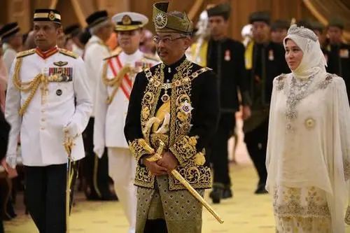 长知识！马来西亚最高元首竟然是从9个家族轮流当