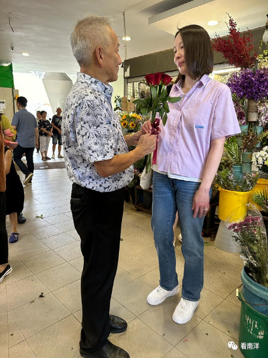 新加坡总统选举,候选人得票率差四倍!为何如此悬殊?