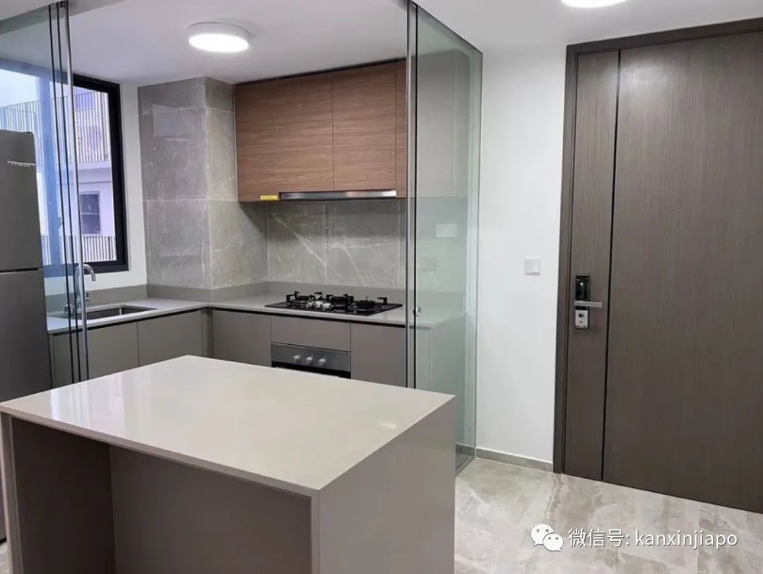 实龙岗中心地段超实惠学生公寓,多种房型可供选择,包吃包住还管学习