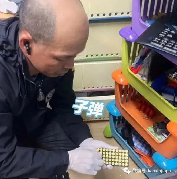 现场独家！曼谷枪杀案嫌犯父母均为大学教授，家中搜出子弹步枪