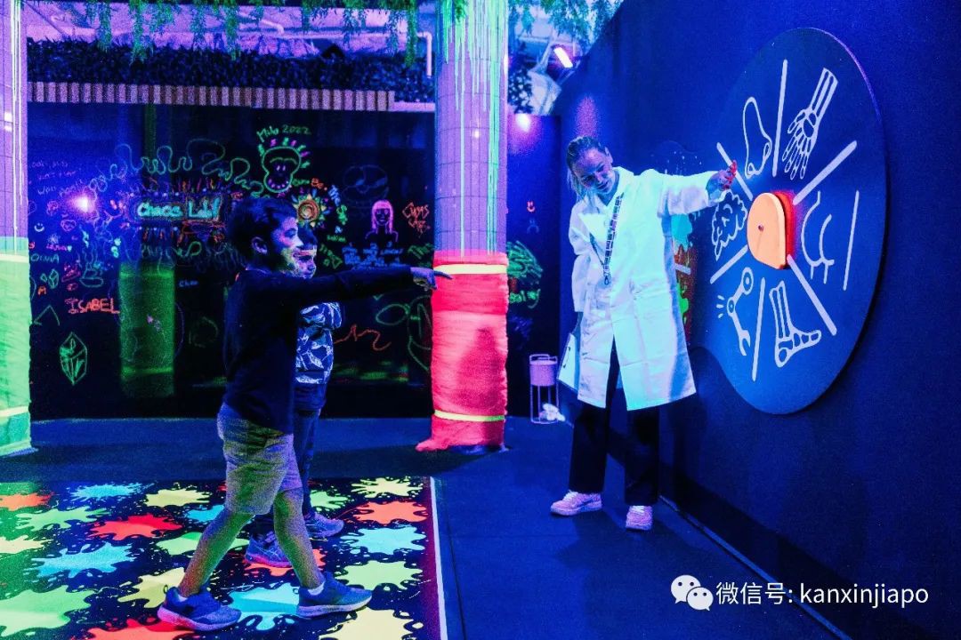 史莱姆、霓虹墙！澳洲儿童游乐场 Chaos Lab 登场新加坡，做次疯狂小小科学家