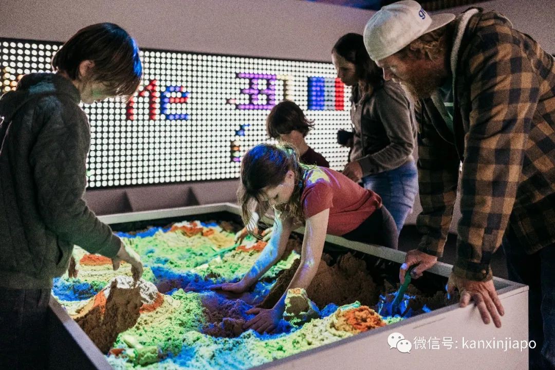 史莱姆、霓虹墙！澳洲儿童游乐场 Chaos Lab 登场新加坡，做次疯狂小小科学家