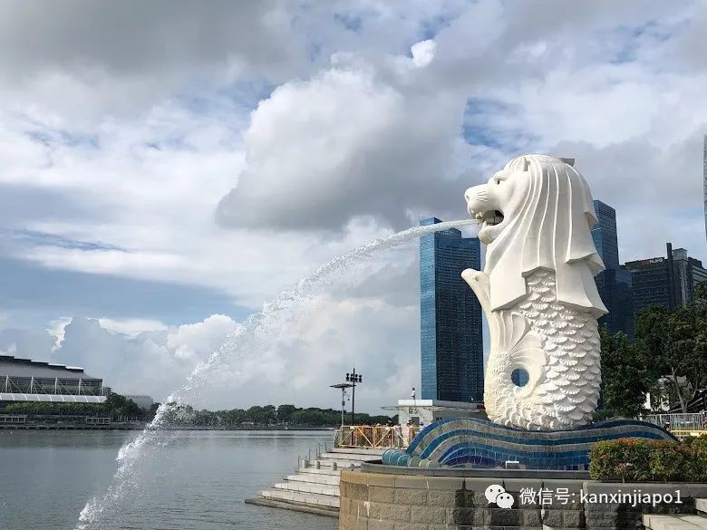 涨见识了,原来新加坡鱼尾狮不止有一座!