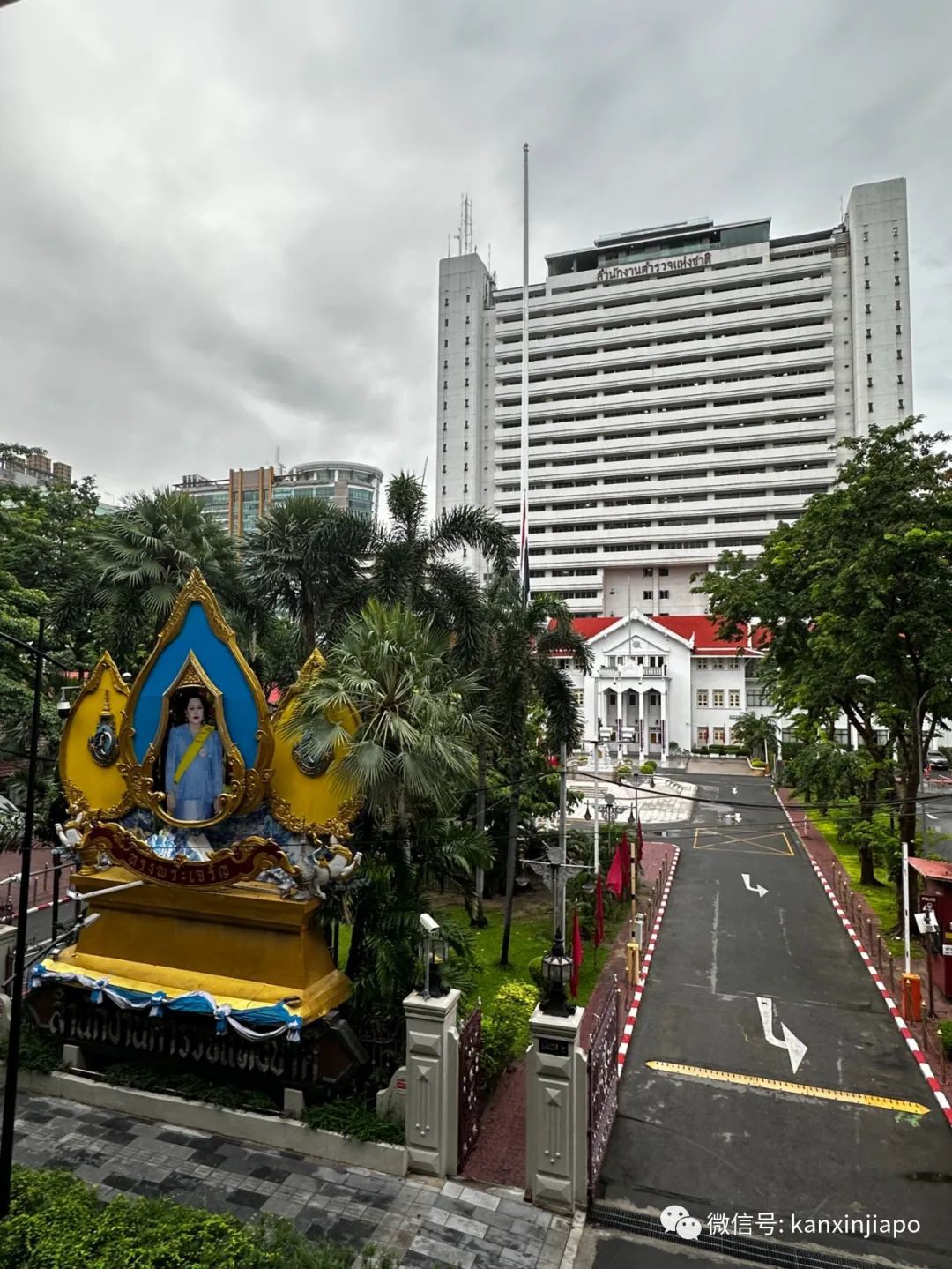 现场独家！曼谷枪杀案嫌犯父母均为大学教授，家中搜出子弹步枪