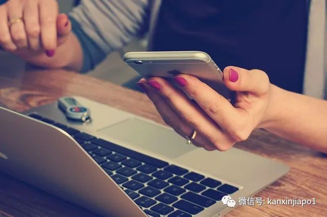 用新加坡准证号码买机票,可以飞中国吗?