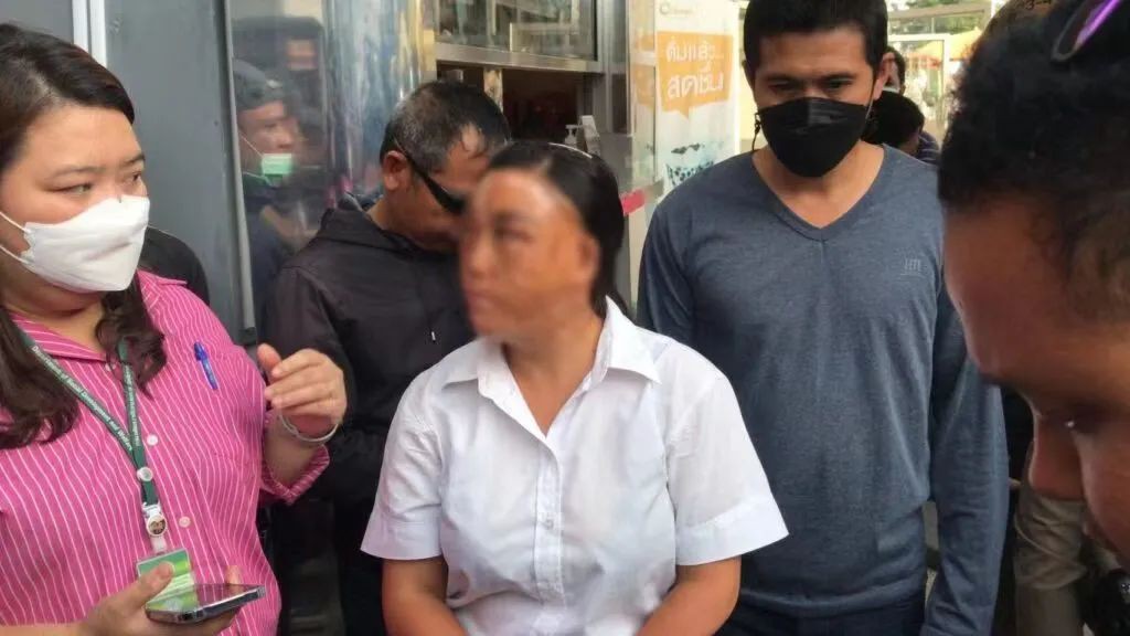 中国女子在泰街头乞讨被捕!日收入超过一万泰铢?