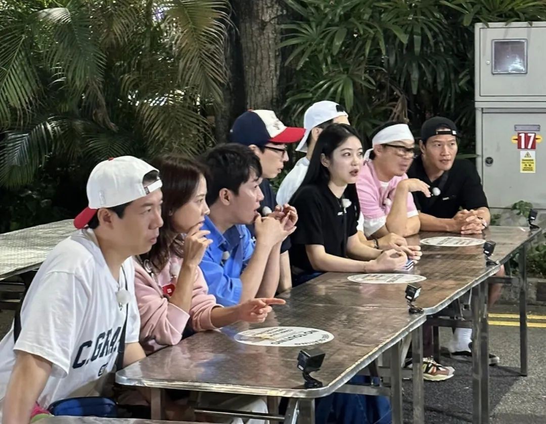 韩国人气综艺Running Man来新加坡!粉丝全岛追星