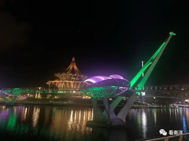 河滨公园、黄金桥...慢游马来西亚古晋