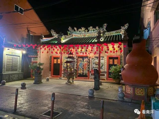 来马来西亚古晋旅游,来看看这三座华人寺庙