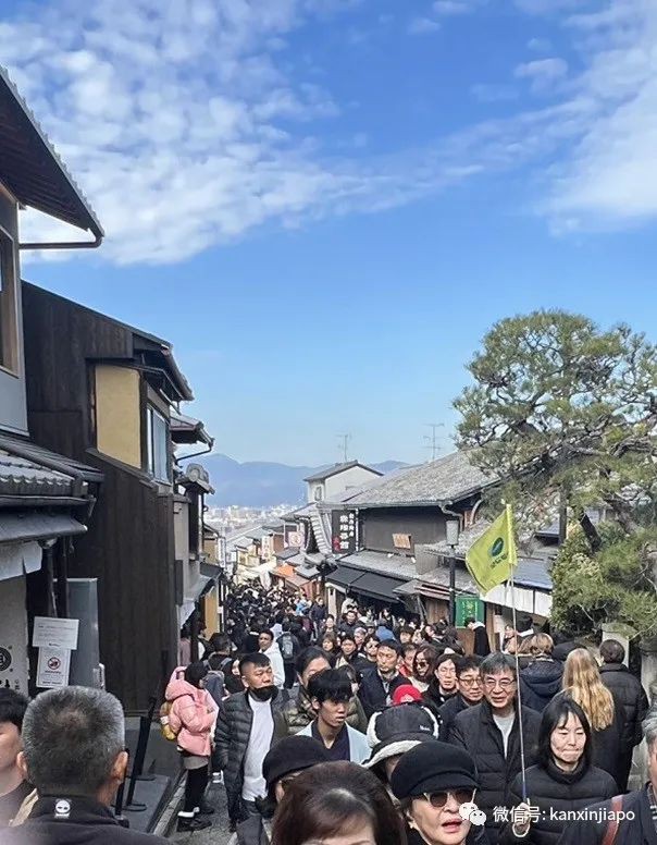 这个月，新加坡有100万人出国，遍布全世界