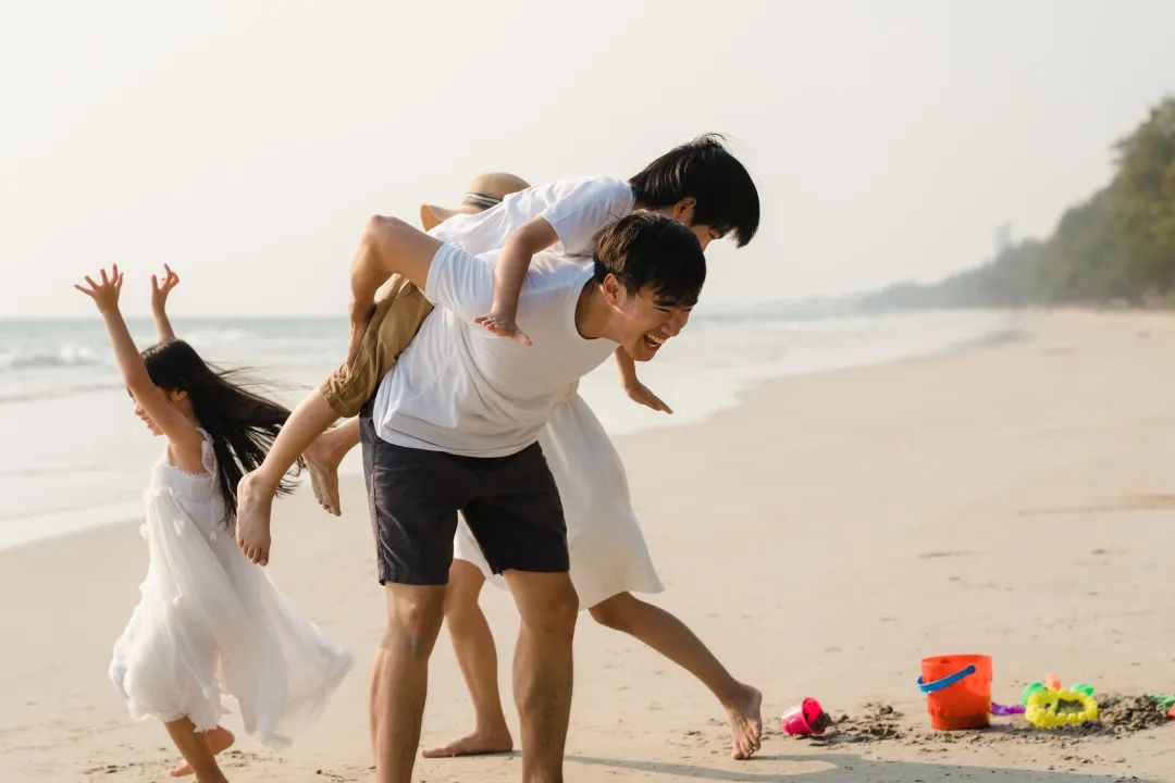步步无忧:揭秘脚底板疼痛之谜及瞬间缓解妙招!