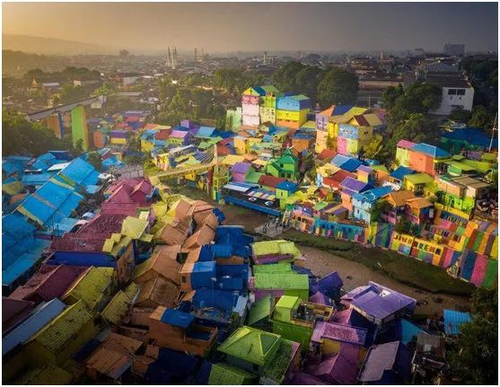印尼6座绝美彩色村镇，超级出片的网红打卡地