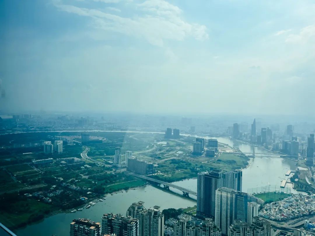 “在新加坡定居一年多后，开始真正地理解我的家乡”