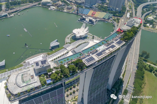 新加坡地标建筑都扎堆在滨海湾,还可以打高尔夫、开飞机…
