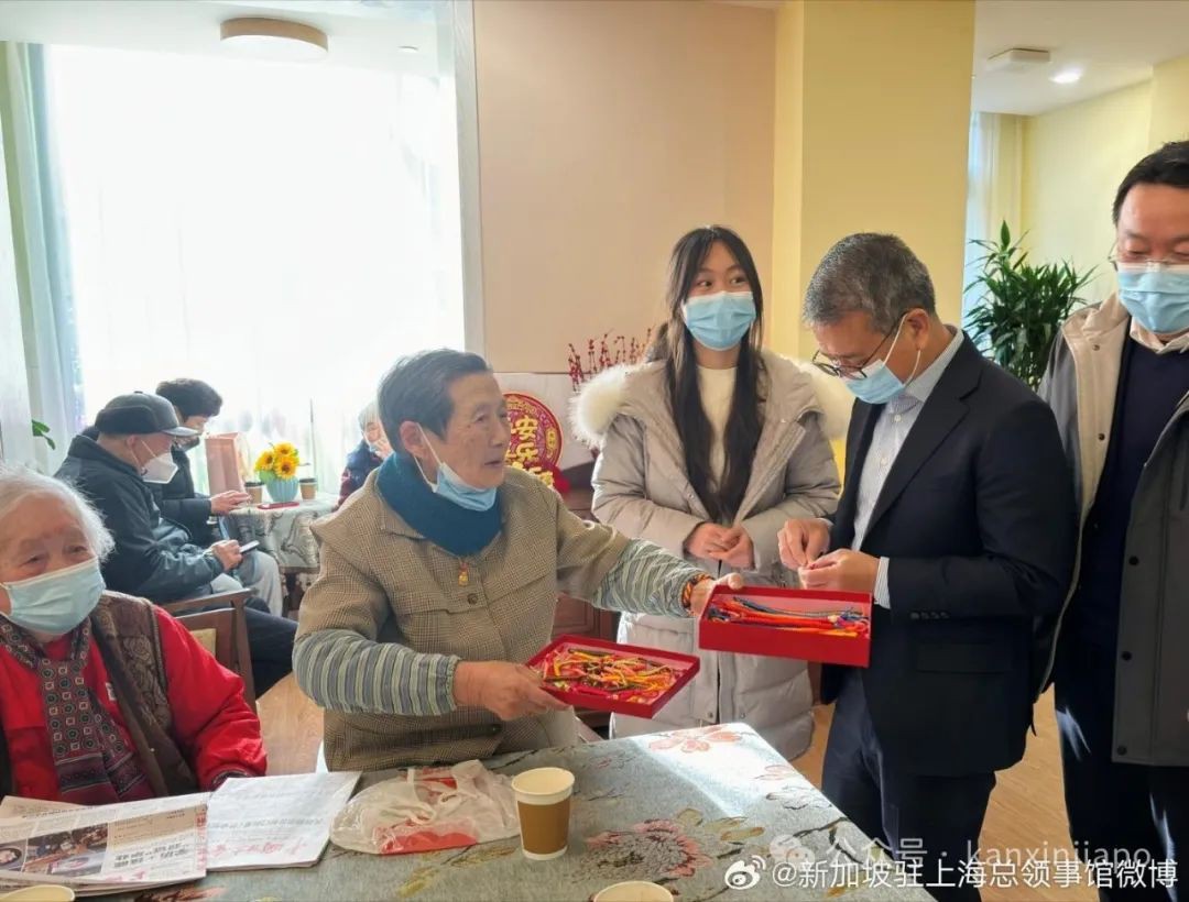 新加坡部长访问上海，积极推动企业发展深化双边交流