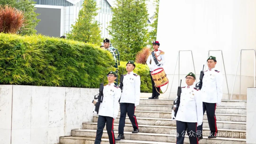 新加坡全岛拉警报！学校停水停电，没肉吃…..