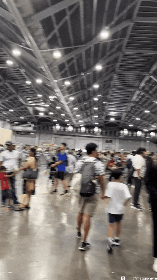 实拍！新加坡航空展上多国空军玩命演出，还偶遇了国防部长