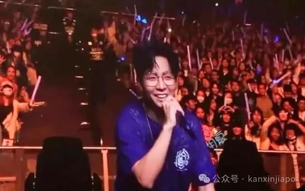 新加坡全岛各地捕获野生金晨