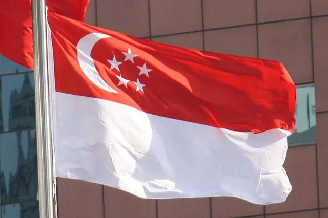 新加坡华人占74%，国歌为何用马来语唱？