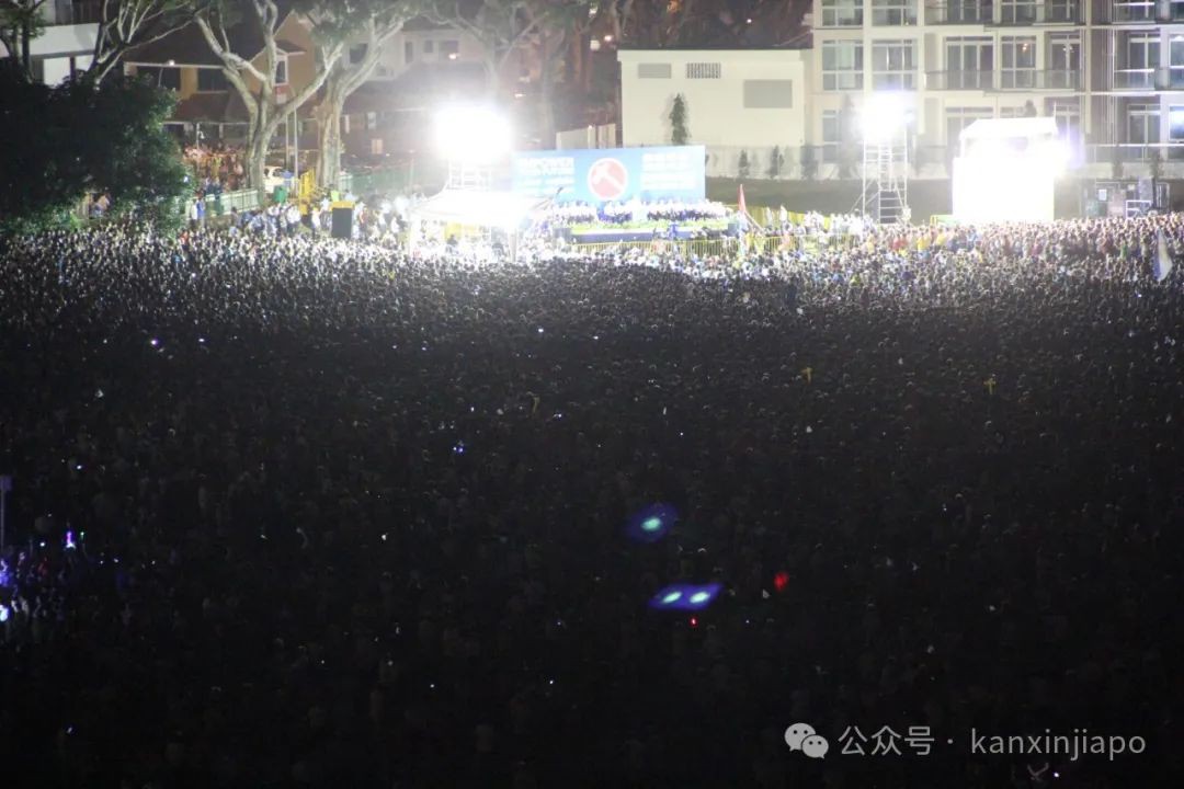 新加坡人不爱当官,为什么?
