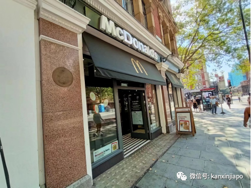 在伦敦淘书,这里的书店跟新加坡的大不同