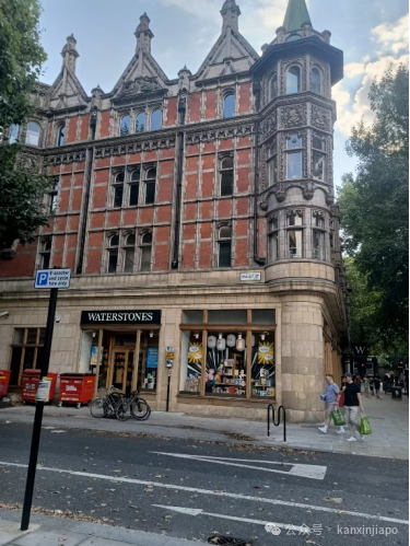 在伦敦淘书,这里的书店跟新加坡的大不同