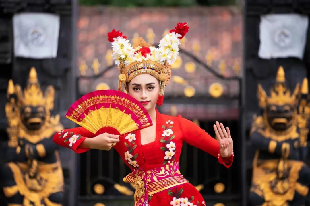 8个故事，告诉你印尼女性有多美！