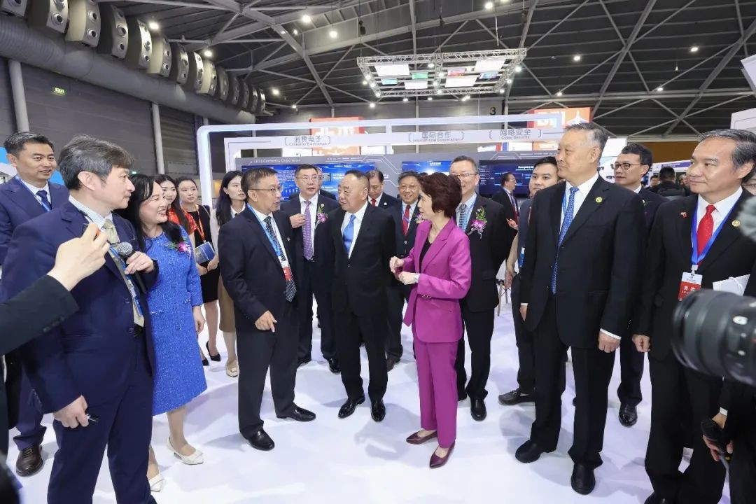 盛大启幕 !2024国际产业合作大会(新加坡)暨中国机电产品品牌展览会来了!