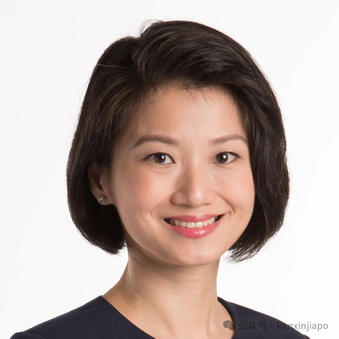 新加坡社会及家庭发展部各要员集体回复:全力扶持家庭服务中心计划
