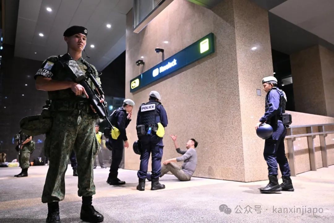 从小就缺乏安全感的新加坡,到底在怕些什么?