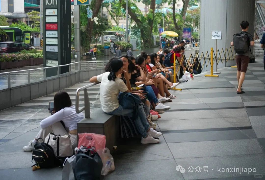 在新加坡乌节路发现一条无形的“结界”