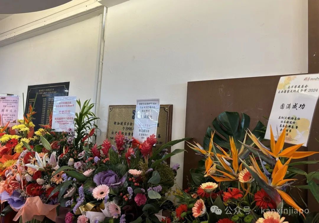 在新加坡客家文化美食节,好吃到都不想走了