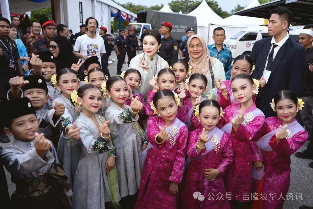 范冰冰获委任为马六甲旅游亲善大使!旋风席卷古城