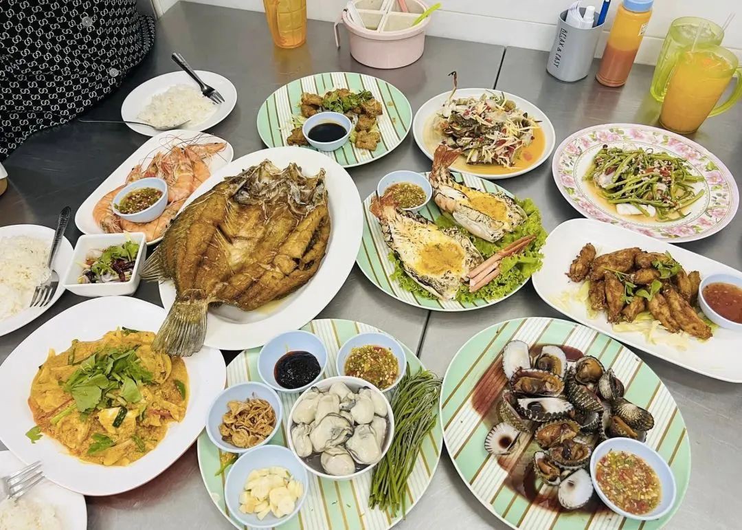 泰国班塔通美食街的爆火美食,你知道几个?