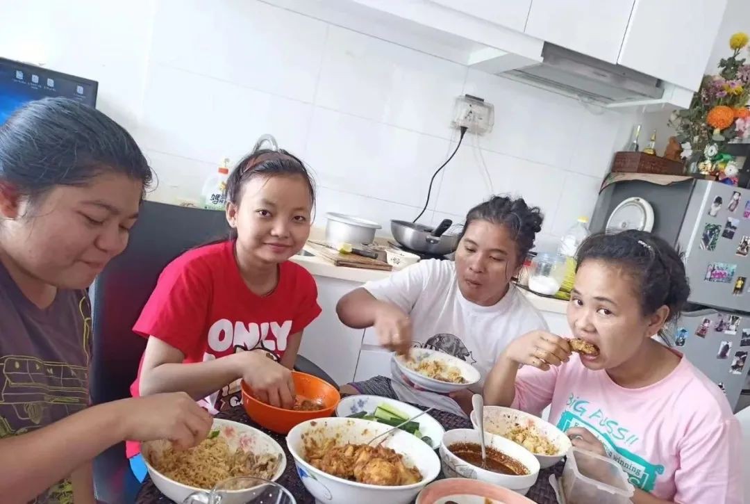 在新加坡遇到女佣作妖,该怎么办?