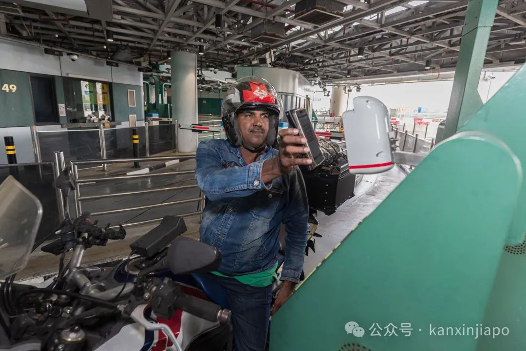 新马陆路关卡过关人数破纪录!9月校假又要堵爆了?