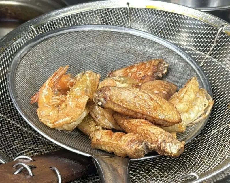 5折在新加坡吃上这口麻辣香锅！现点现炒，全是猛料！