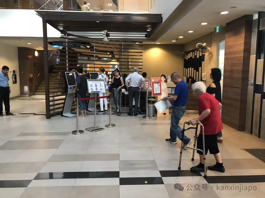 别再坑你同胞了，行不？