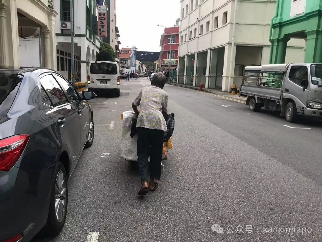 别再坑你同胞了，行不？