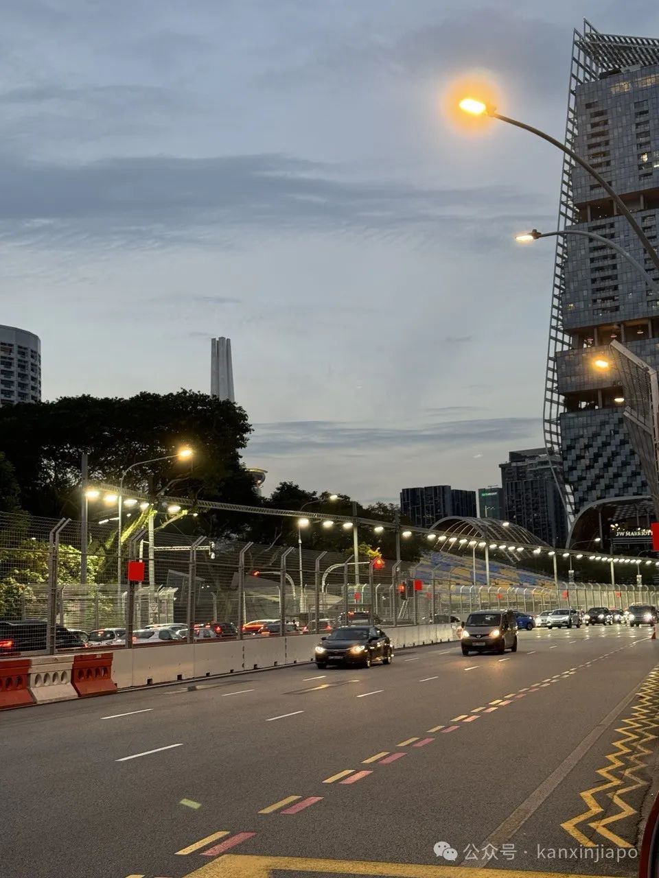 全球唯一夜间F1比赛即将开启!新加坡让全世界看见滨海湾