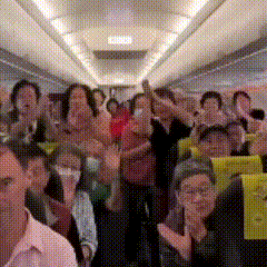 偶遇总理!出国竟坐200块钱廉航经济舱……